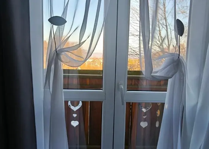 Z Balkonem Przy Stoku Relaks شقة